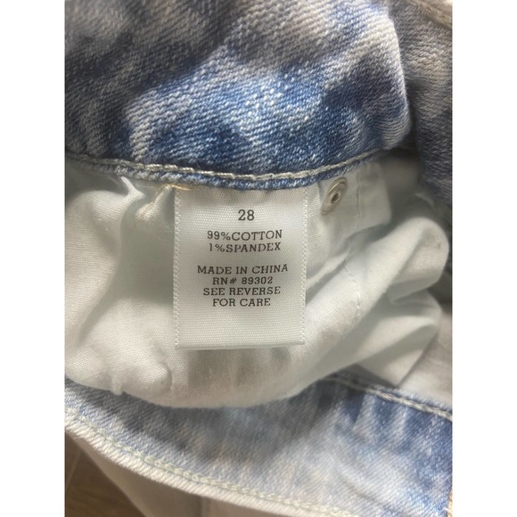 Altar’d State Distressed Womens Denim Shorts Size 28 (U) - Picture 8 of 8